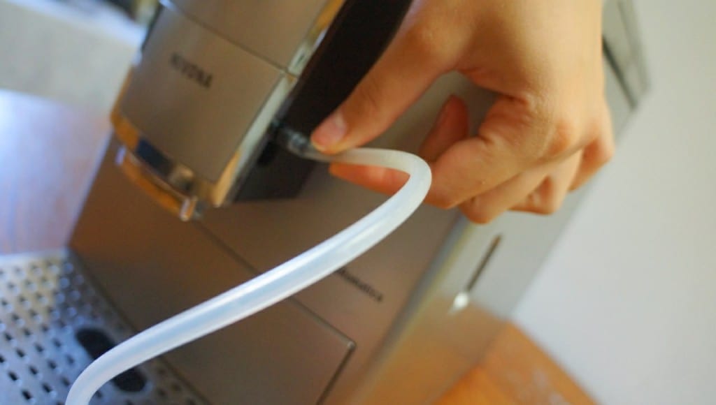 And now for the best part. This coffee maker comes with a straw that makes cappuccinos, lattes and so forth. The best thing about it is that it self-cleaning.