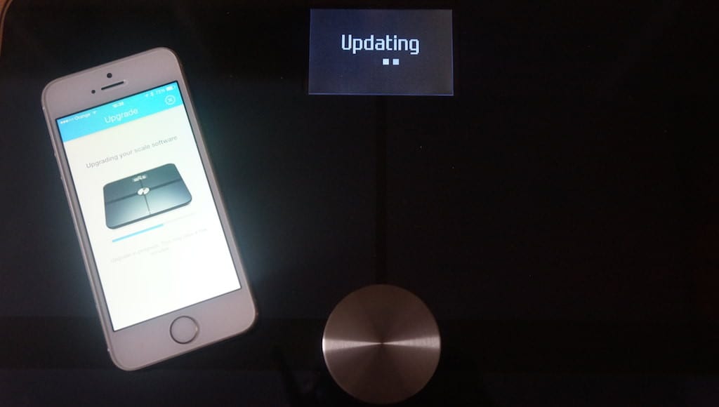 Launching the scale for the first time was like launching a video game. I needed to download updates. This particular update introduced a new function. If you press the silver circle in the middle, the scale will analyze the air of the room it’s in and tell you whether it’s raining outside. Before the update, you had to weigh yourself to see that info. Alright, so let’s be honest. This is an unnecessary update. If the scale started telling me the outside temperature or the room’s humidity, I might get excited. But this is just kind of ‘meh’.